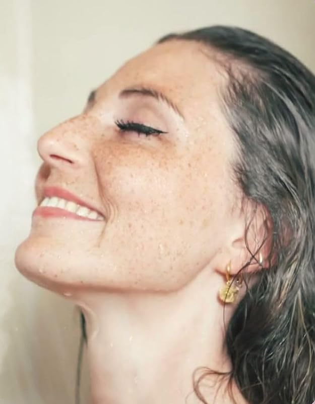 Relaxing in the shower with WALTZ 7